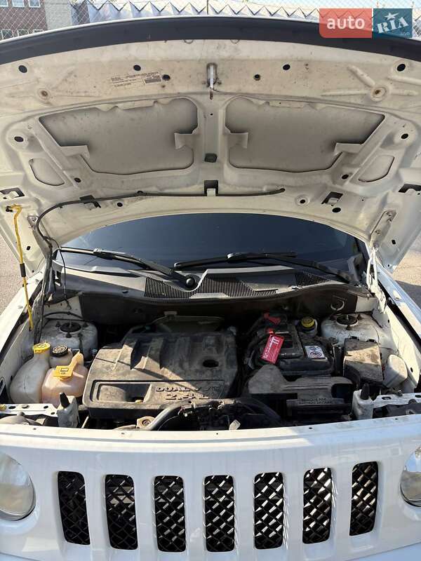 Внедорожник / Кроссовер Jeep Patriot 2015 в Киеве фото 7 Внедорожник / Кроссовер Jeep Patriot 2015 в Киеве