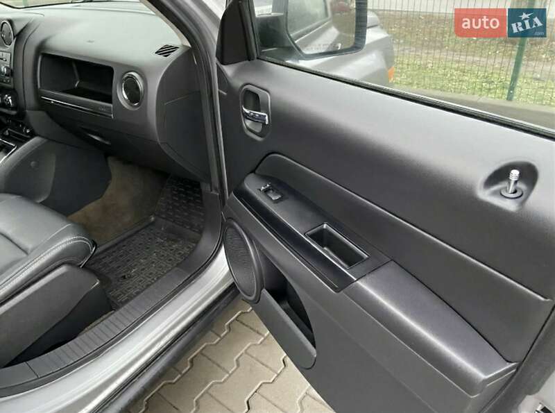 Позашляховик / Кросовер Jeep Patriot 2016 в Києві