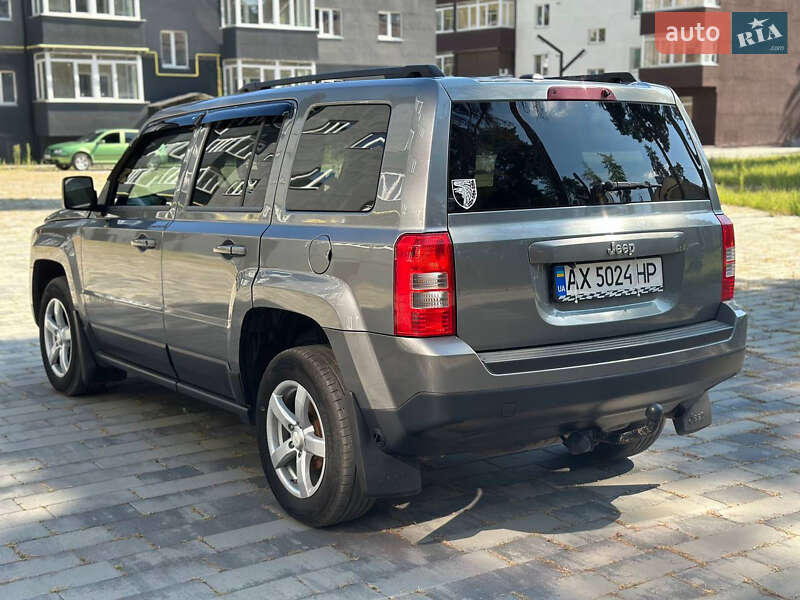 Позашляховик / Кросовер Jeep Patriot 2013 в Охтирці