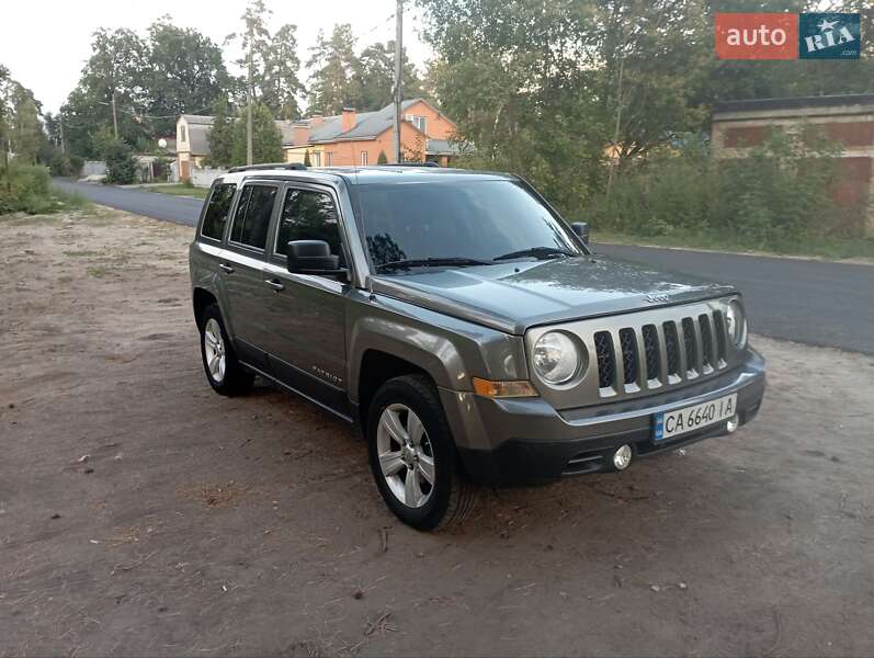 Позашляховик / Кросовер Jeep Patriot 2013 в Черкасах
