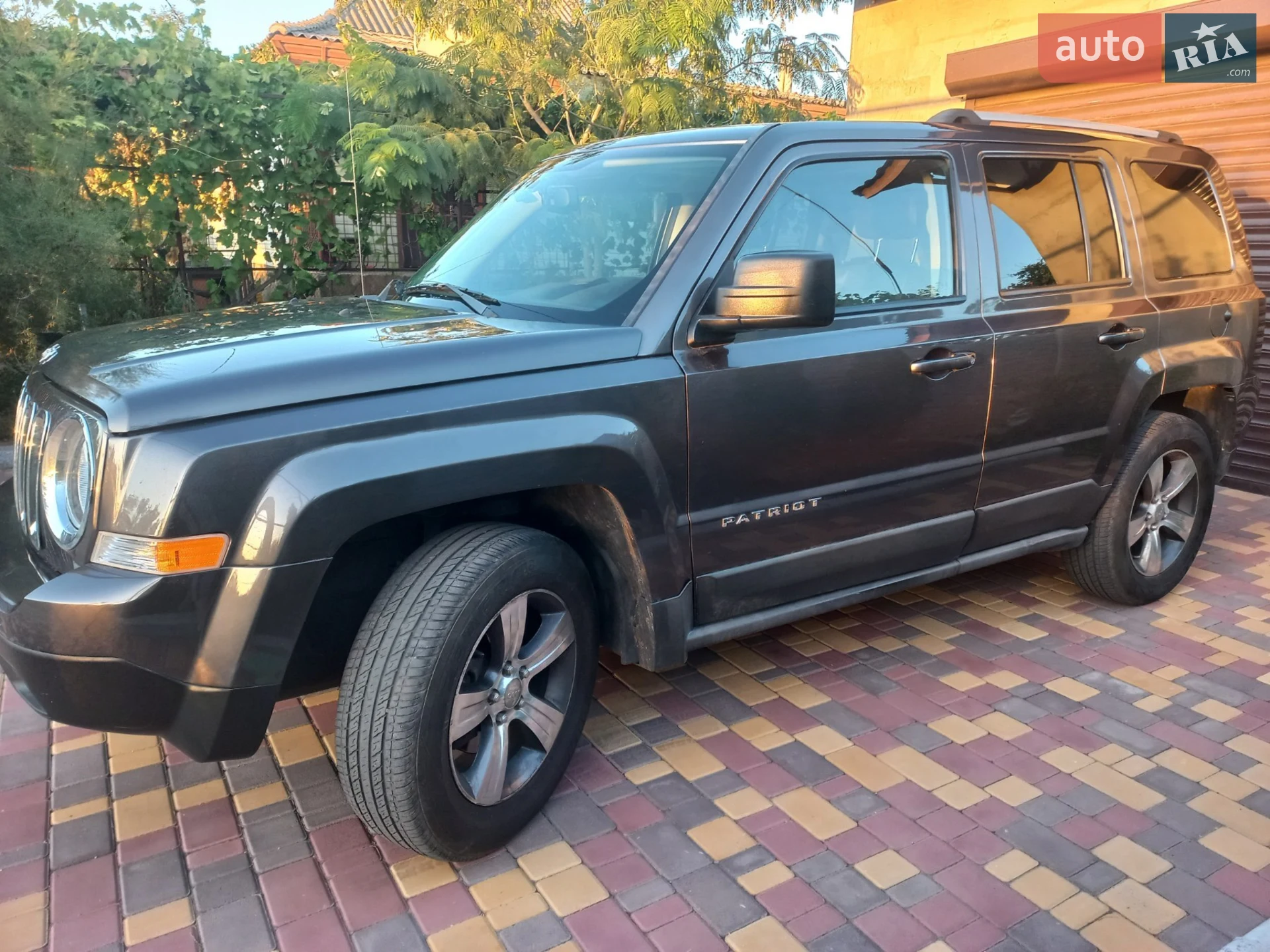 2015 Jeep Liberty (Patriot) - мініатюра 7