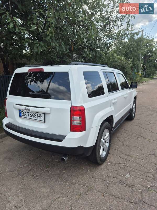 Позашляховик / Кросовер Jeep Patriot 2015 в Черкасах