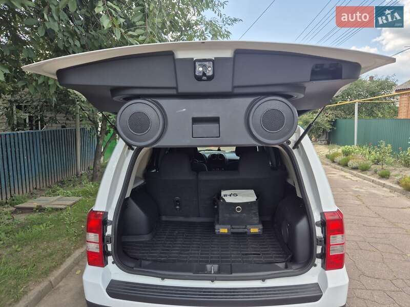 Позашляховик / Кросовер Jeep Patriot 2015 в Черкасах