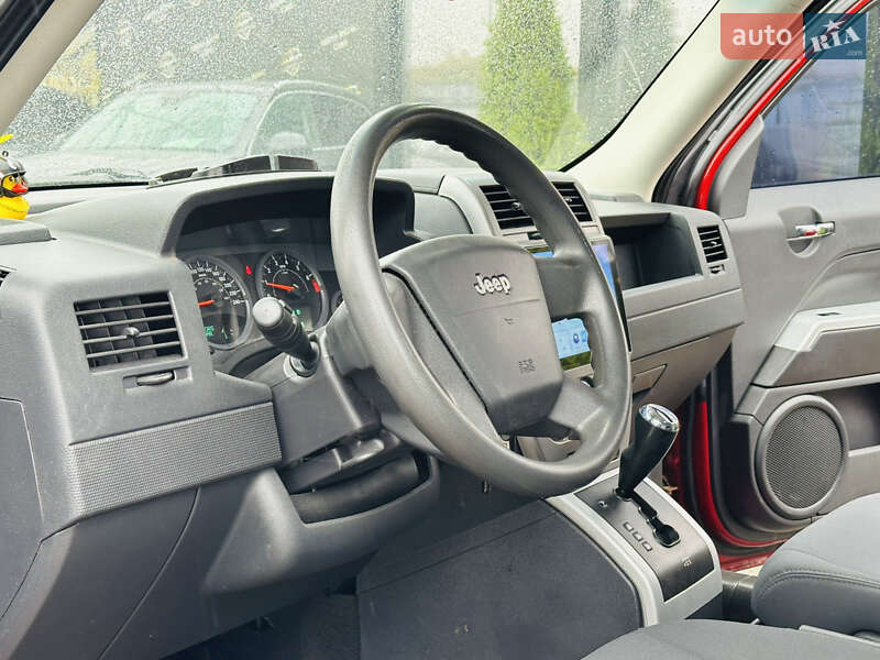 Позашляховик / Кросовер Jeep Patriot 2008 в Харкові