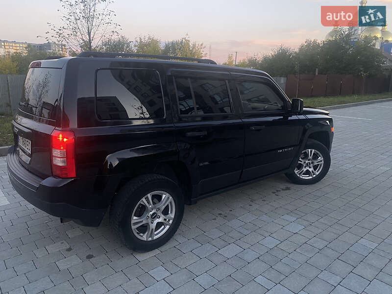 Позашляховик / Кросовер Jeep Patriot 2014 в Івано-Франківську