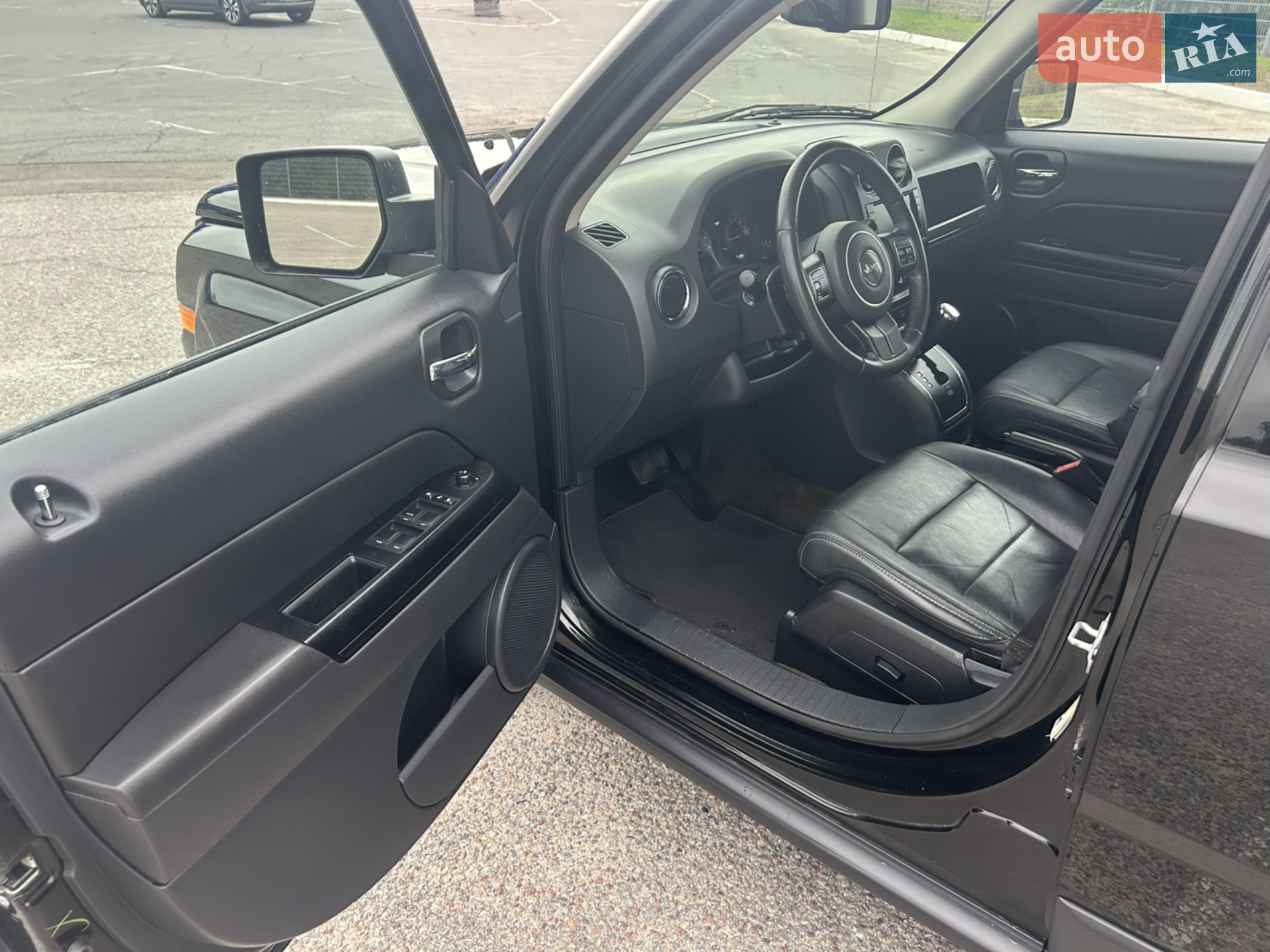 2016 Jeep Liberty (Patriot) - мініатюра 10