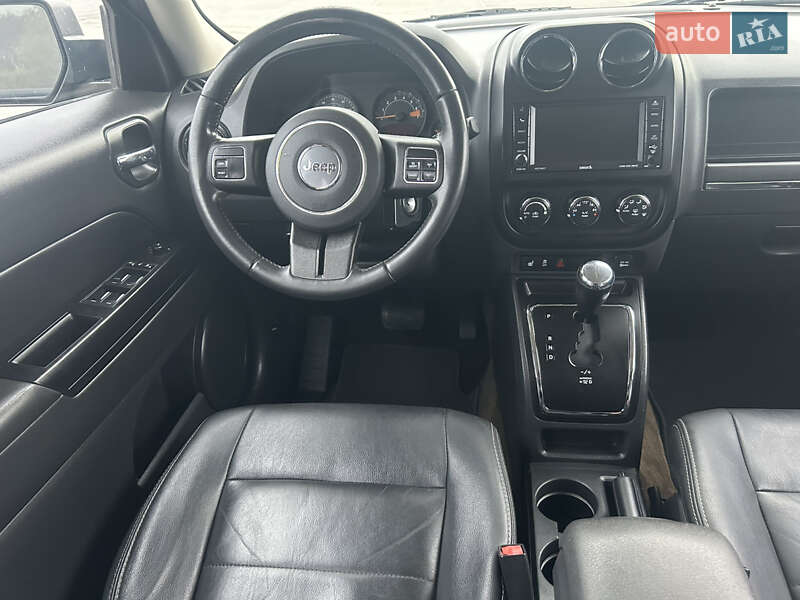 Позашляховик / Кросовер Jeep Patriot 2016 в Дніпрі