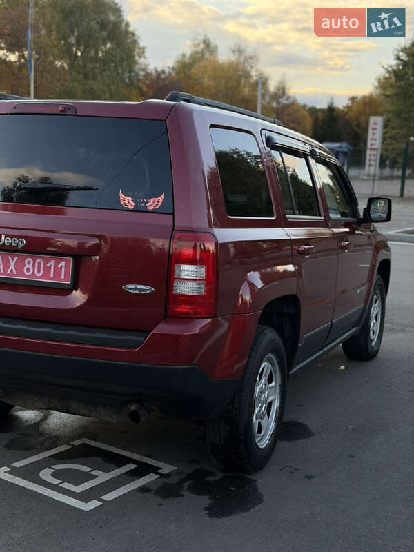 Позашляховик / Кросовер Jeep Patriot 2014 в Лубнах