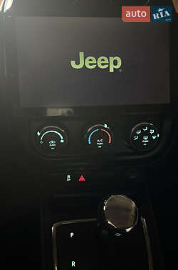 Внедорожник / Кроссовер Jeep Patriot 2015 в 