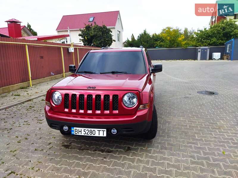 Внедорожник / Кроссовер Jeep Patriot 2011 в Одессе