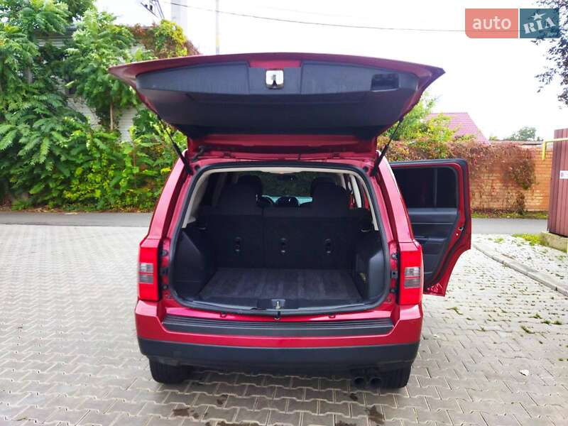 Внедорожник / Кроссовер Jeep Patriot 2011 в Одессе