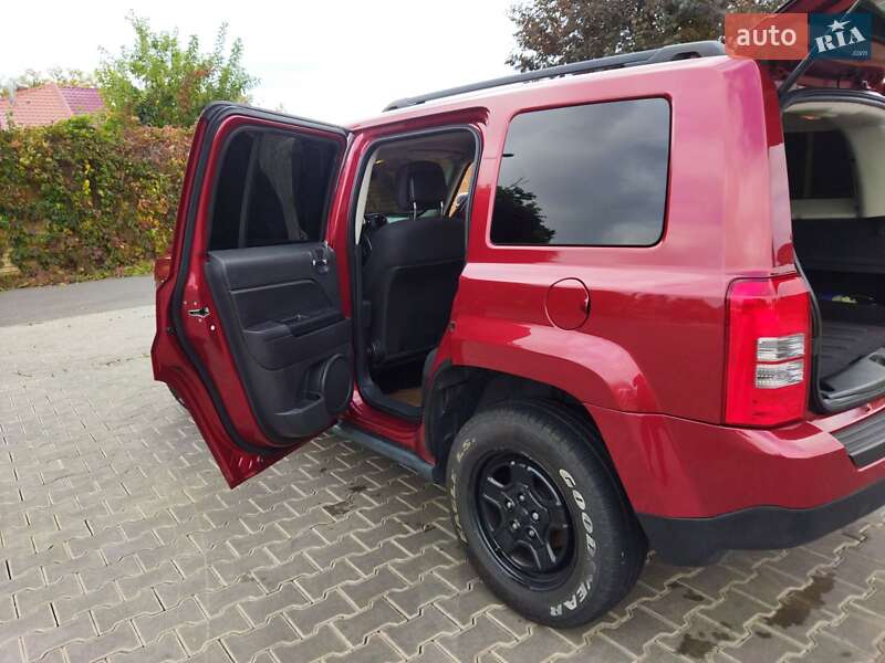 Внедорожник / Кроссовер Jeep Patriot 2011 в Одессе