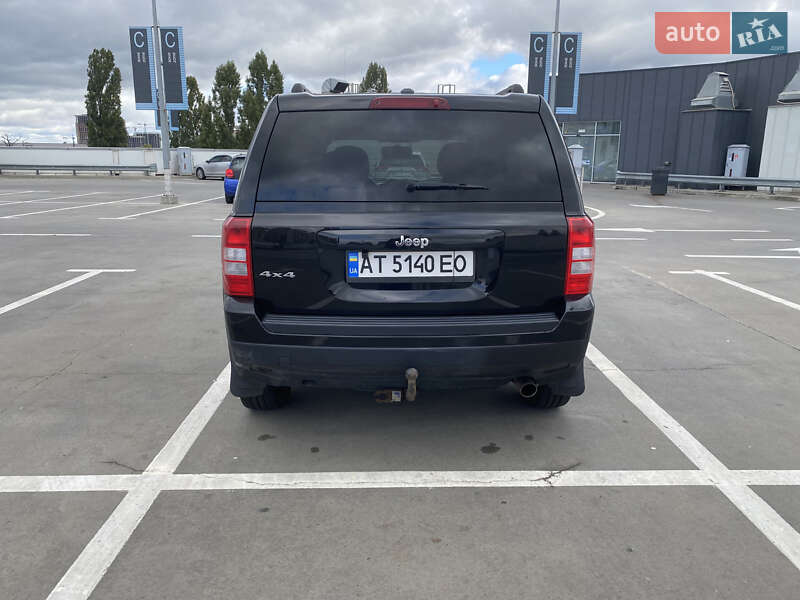 Позашляховик / Кросовер Jeep Patriot 2015 в Києві