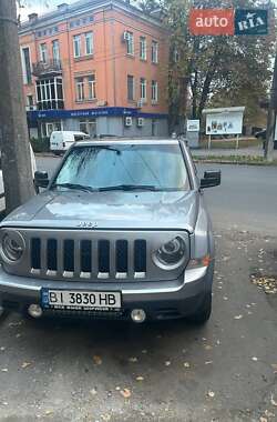 Позашляховик / Кросовер Jeep Patriot 2015 в Полтаві
