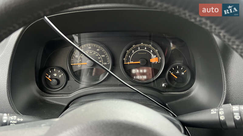 Позашляховик / Кросовер Jeep Patriot 2013 в Коростишеві