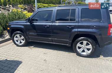 Позашляховик / Кросовер Jeep Patriot 2014 в Яворові