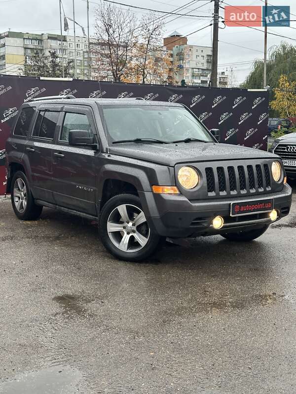 Внедорожник / Кроссовер Jeep Patriot 2016 в Сумах