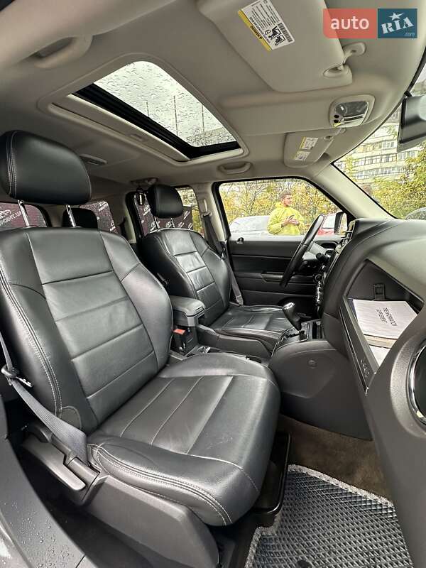 Внедорожник / Кроссовер Jeep Patriot 2016 в Сумах