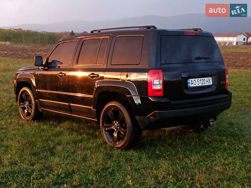 Внедорожник / Кроссовер Jeep Patriot 2014 в Иршаве