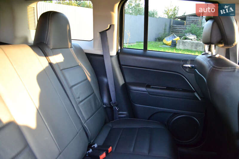 Внедорожник / Кроссовер Jeep Patriot 2016 в Самборе