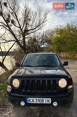 Внедорожник / Кроссовер Jeep Patriot 2015 в Киеве