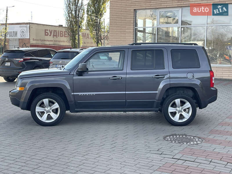 Внедорожник / Кроссовер Jeep Patriot 2015 в Житомире