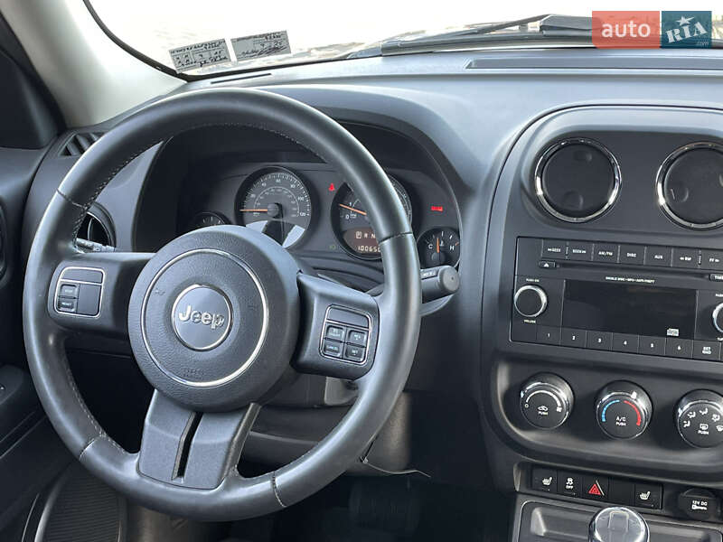 Внедорожник / Кроссовер Jeep Patriot 2015 в Житомире