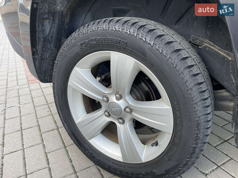 Внедорожник / Кроссовер Jeep Patriot 2015 в Житомире