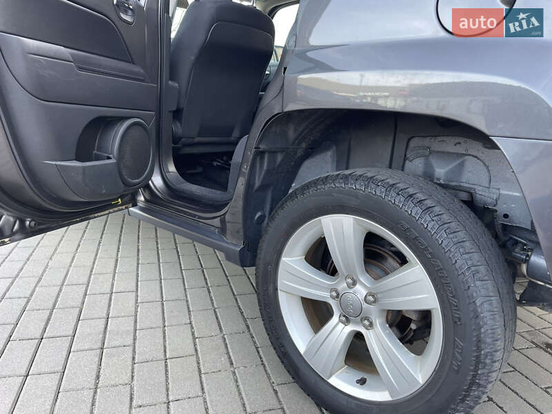 Внедорожник / Кроссовер Jeep Patriot 2015 в Житомире