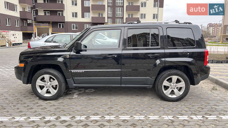 Внедорожник / Кроссовер Jeep Patriot 2012 в Обухове