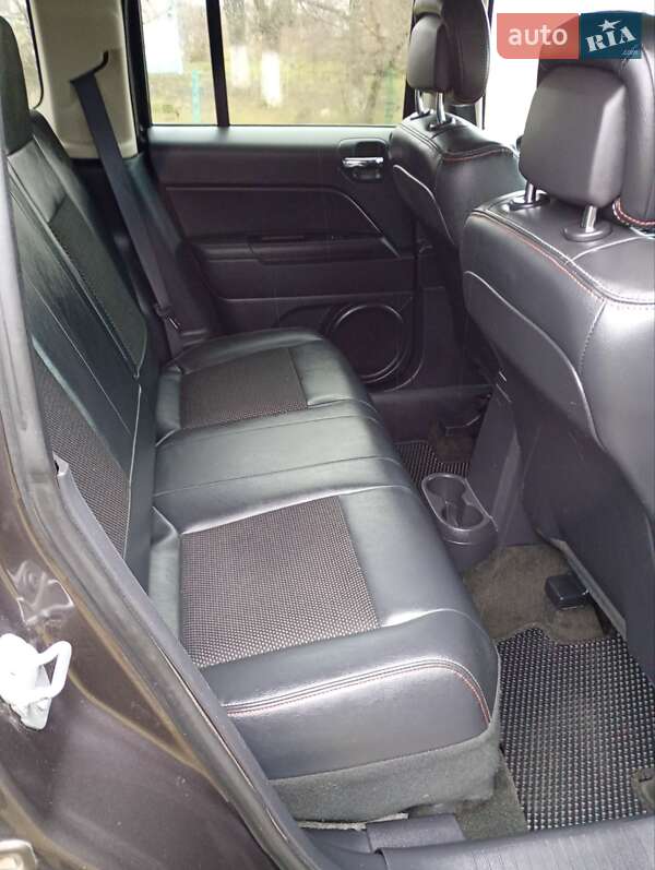 Позашляховик / Кросовер Jeep Patriot 2016 в Рівному фото 13 Позашляховик / Кросовер Jeep Patriot 2016 в Рівному