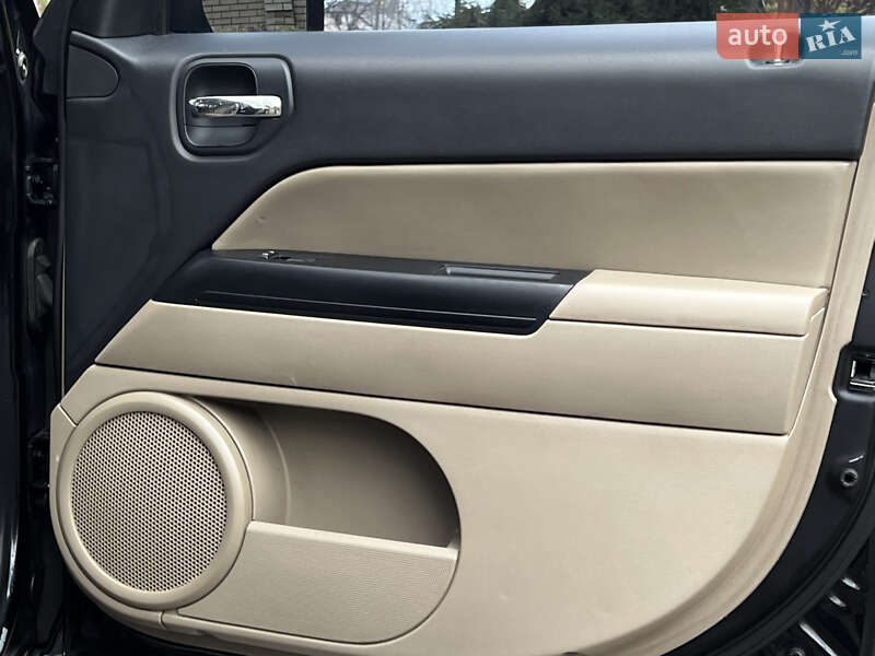 Внедорожник / Кроссовер Jeep Patriot 2012 в Киеве