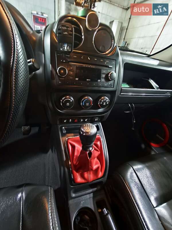 Внедорожник / Кроссовер Jeep Patriot 2010 в Изюме