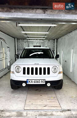Внедорожник / Кроссовер Jeep Patriot 2012 в Киеве