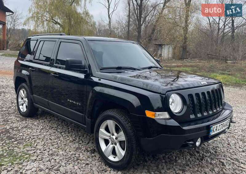 Внедорожник / Кроссовер Jeep Patriot 2016 в Ромнах