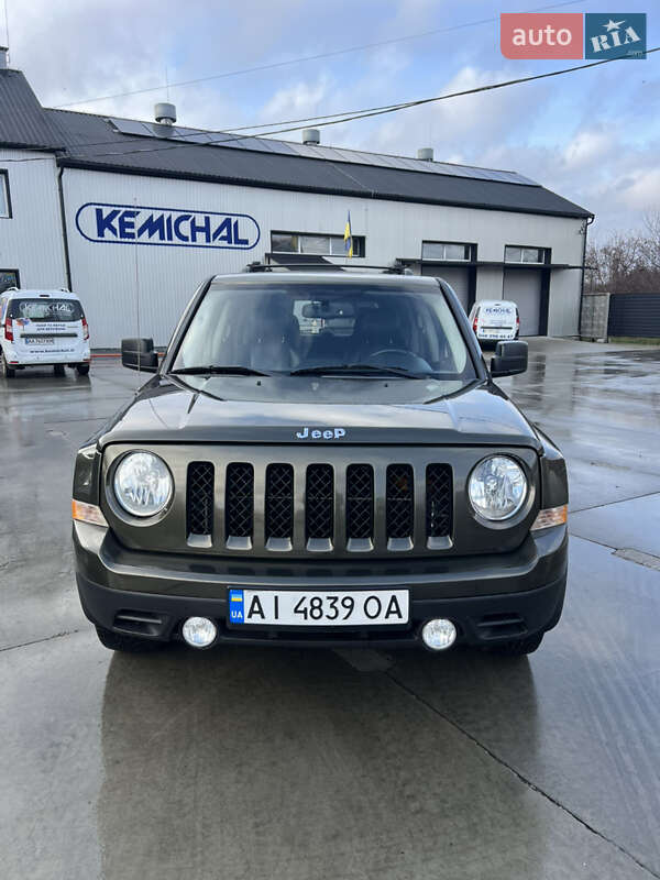 Позашляховик / Кросовер Jeep Patriot 2015 в Білій Церкві