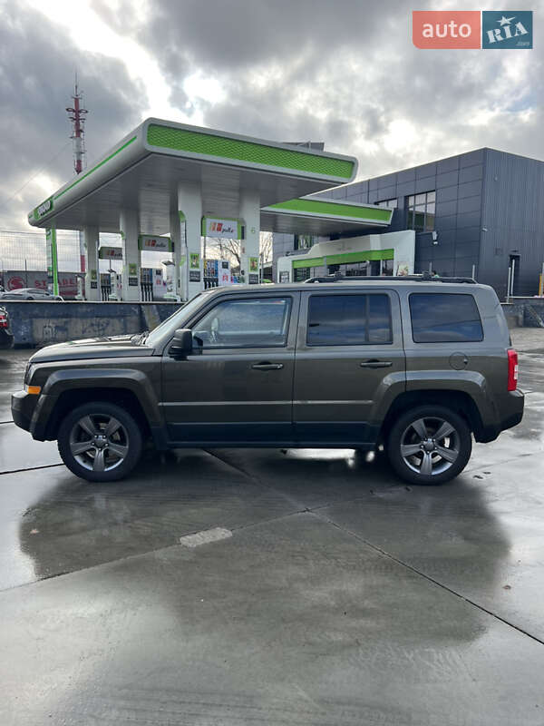 Позашляховик / Кросовер Jeep Patriot 2015 в Білій Церкві