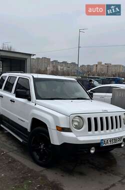 Позашляховик / Кросовер Jeep Patriot 2013 в Києві