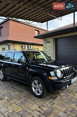 Позашляховик / Кросовер Jeep Patriot 2015 в Полтаві