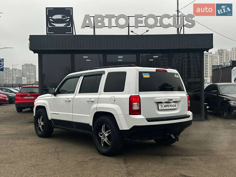 Позашляховик / Кросовер Jeep Patriot 2012 в Києві