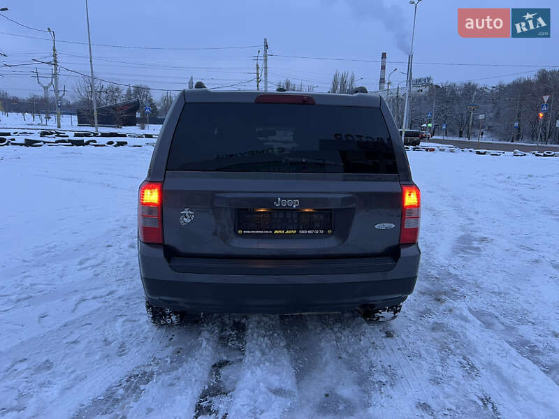 Позашляховик / Кросовер Jeep Patriot 2015 в Краматорську