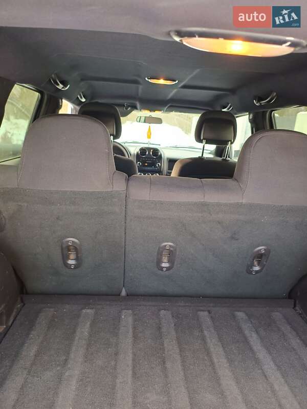 Внедорожник / Кроссовер Jeep Patriot 2015 в Львове