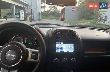 Позашляховик / Кросовер Jeep Patriot 2011 в Києві