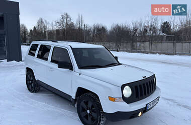 Внедорожник / Кроссовер Jeep Patriot 2015 в Умани