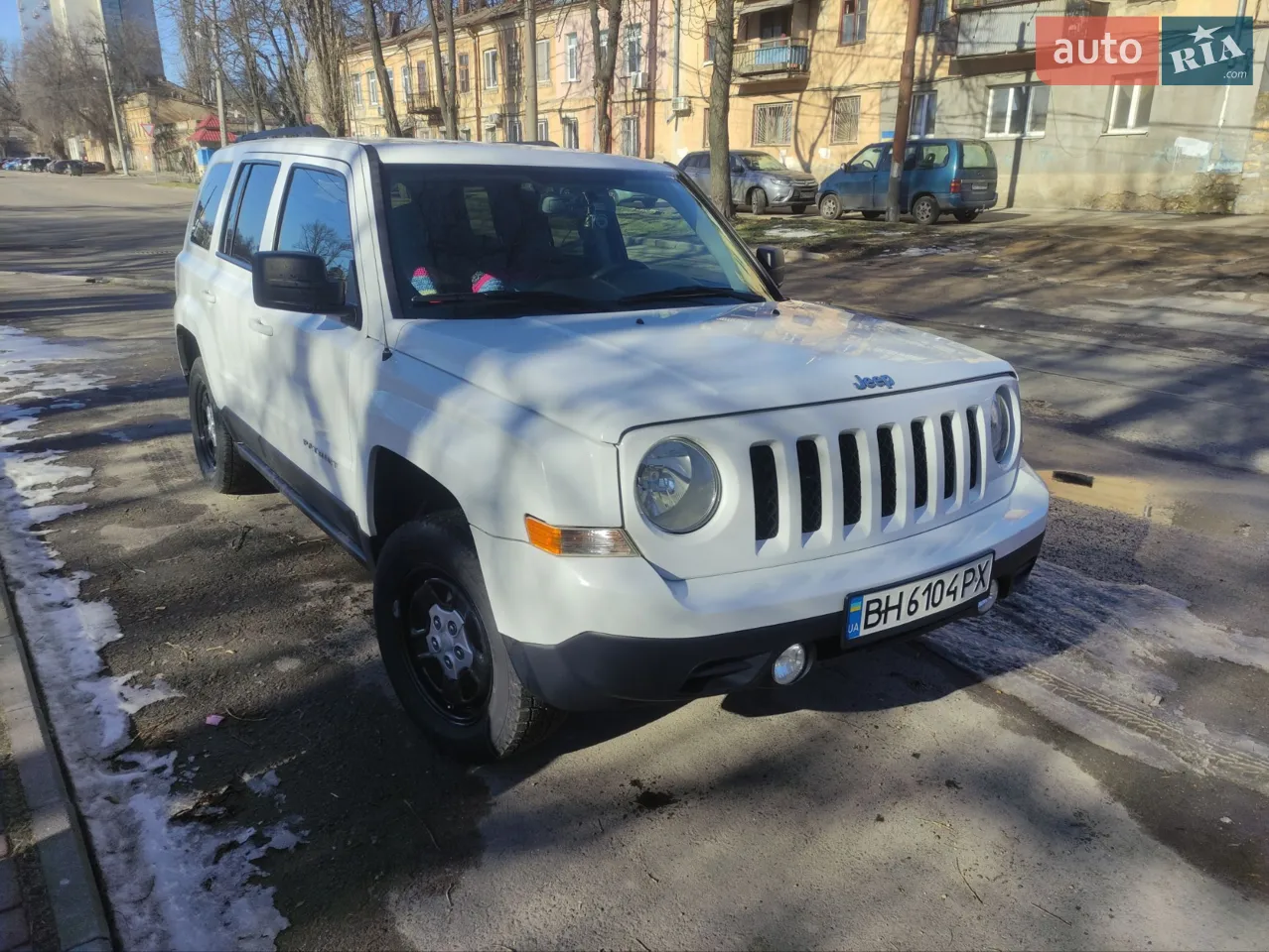 2015 Jeep Liberty (Patriot) - мініатюра 16