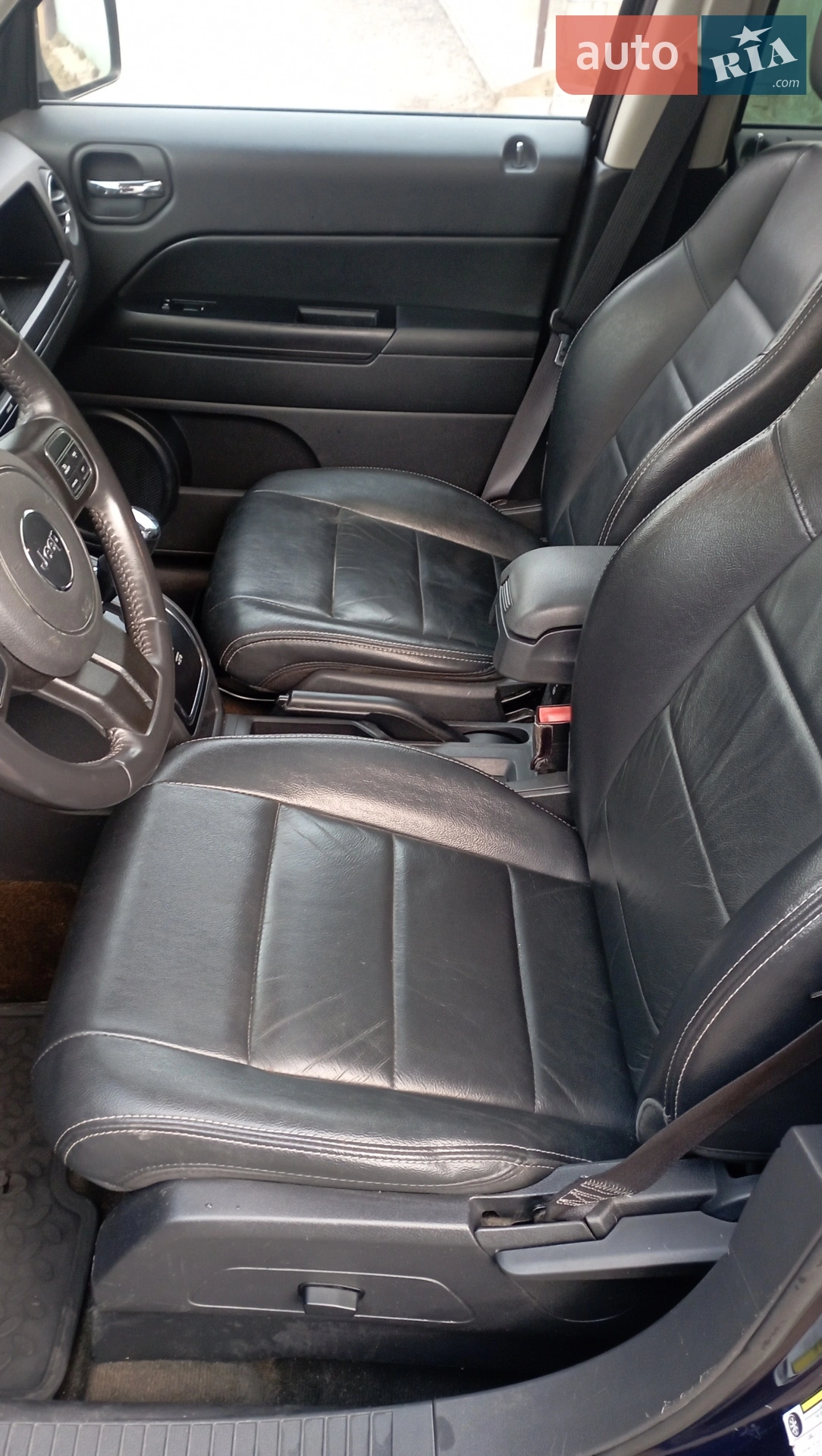 2016 Jeep Liberty (Patriot) - мініатюра 8