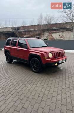 Внедорожник / Кроссовер Jeep Patriot 2015 в Калуше
