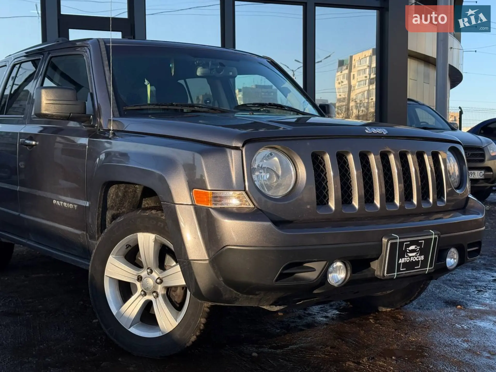 2015 Jeep Liberty (Patriot) - мініатюра 2