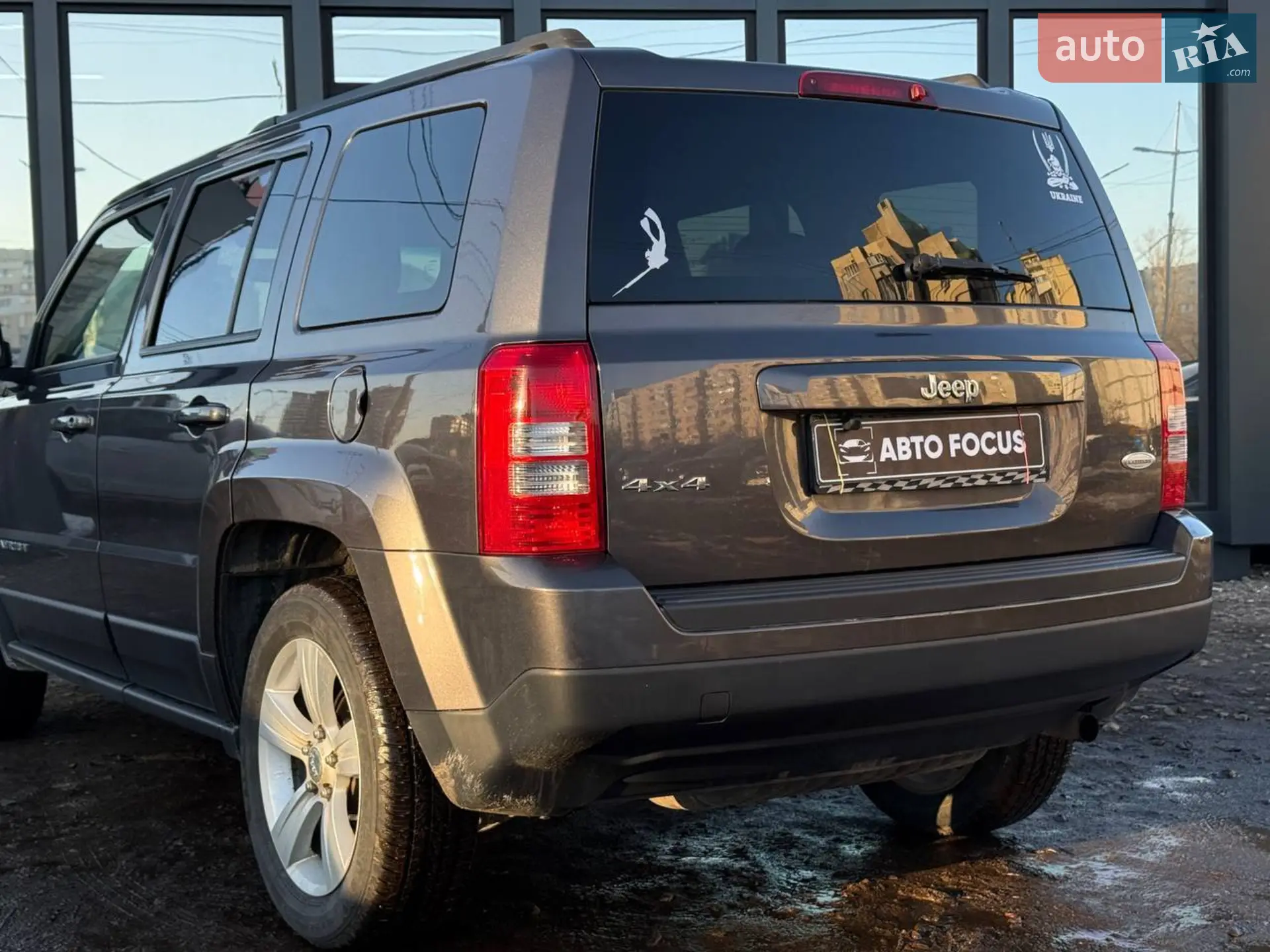 2015 Jeep Liberty (Patriot) - мініатюра 6