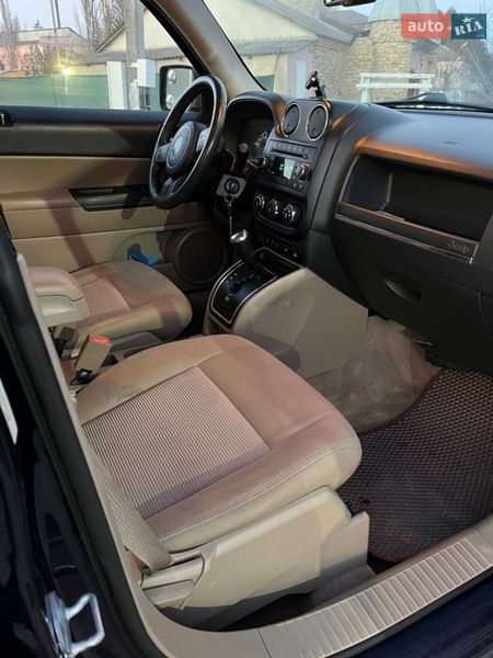 Внедорожник / Кроссовер Jeep Patriot 2013 в Ямполе